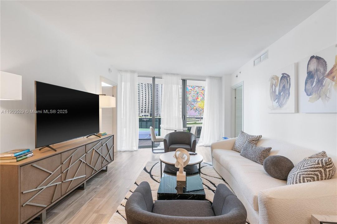 For Rent: $9,000 (3 beds, 4 baths, 1705 Square Feet)