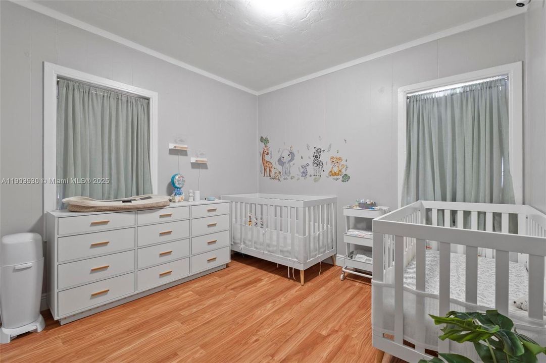 En Venta: $629,000 (2 camas, 2 baños, 891 Pies cuadrados)