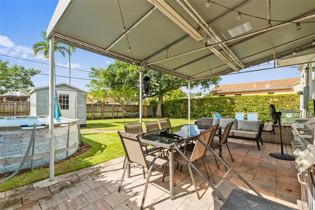 En Venta: $629,000 (2 camas, 2 baños, 891 Pies cuadrados)