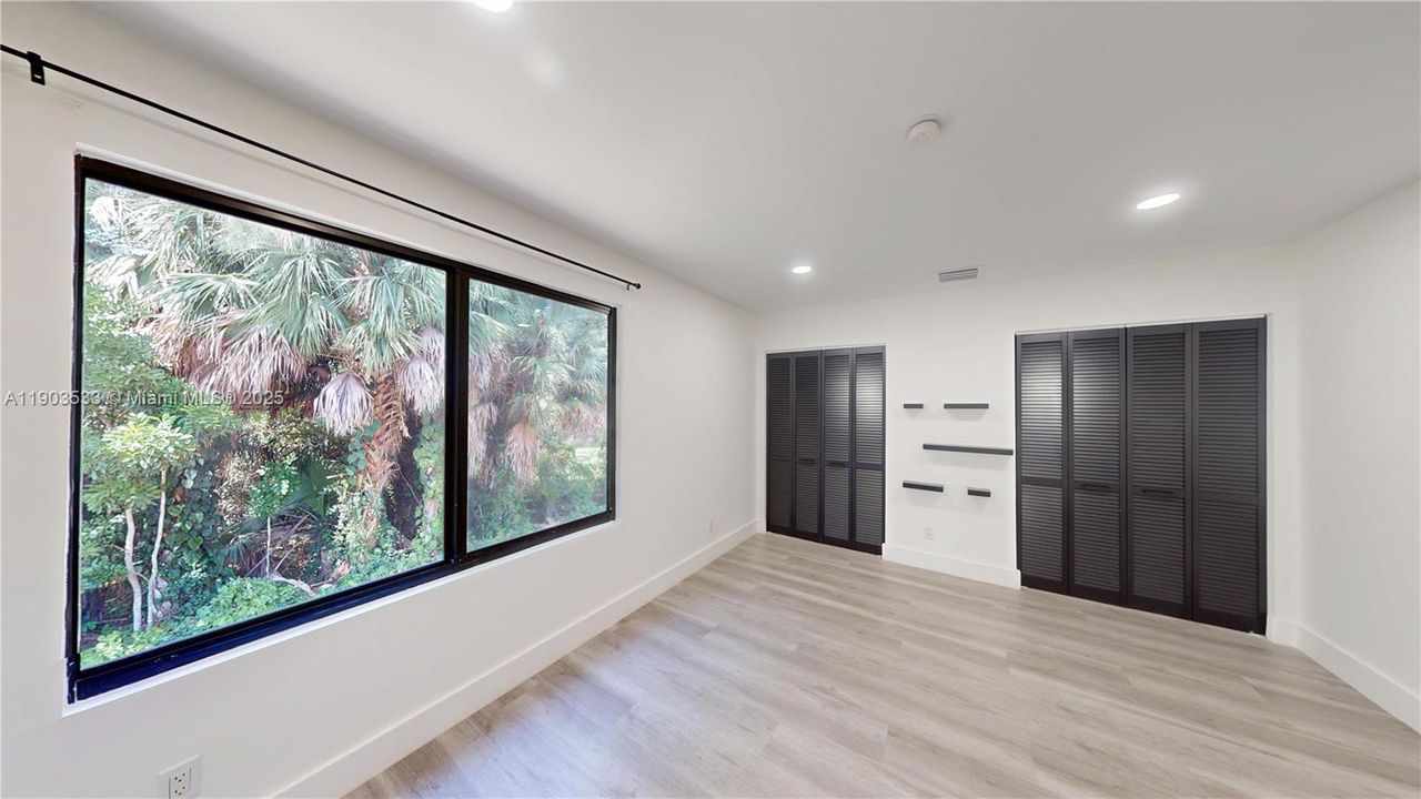 待售: $1,100,000 (5 贝兹, 4 浴室, 3121 平方英尺)