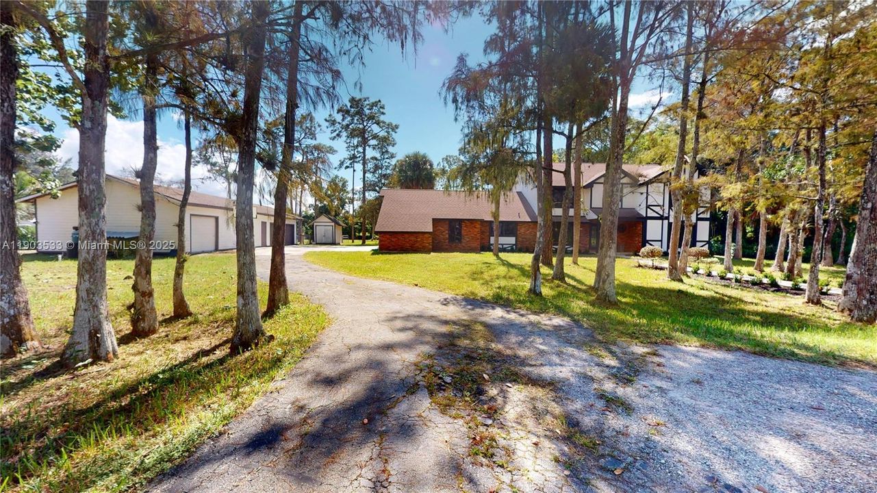 待售: $1,100,000 (5 贝兹, 4 浴室, 3121 平方英尺)