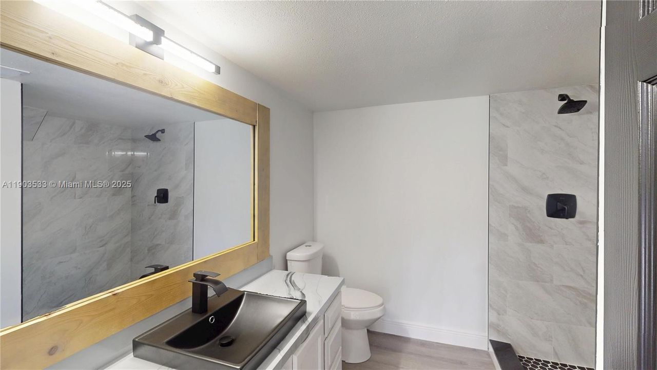 待售: $1,100,000 (5 贝兹, 4 浴室, 3121 平方英尺)