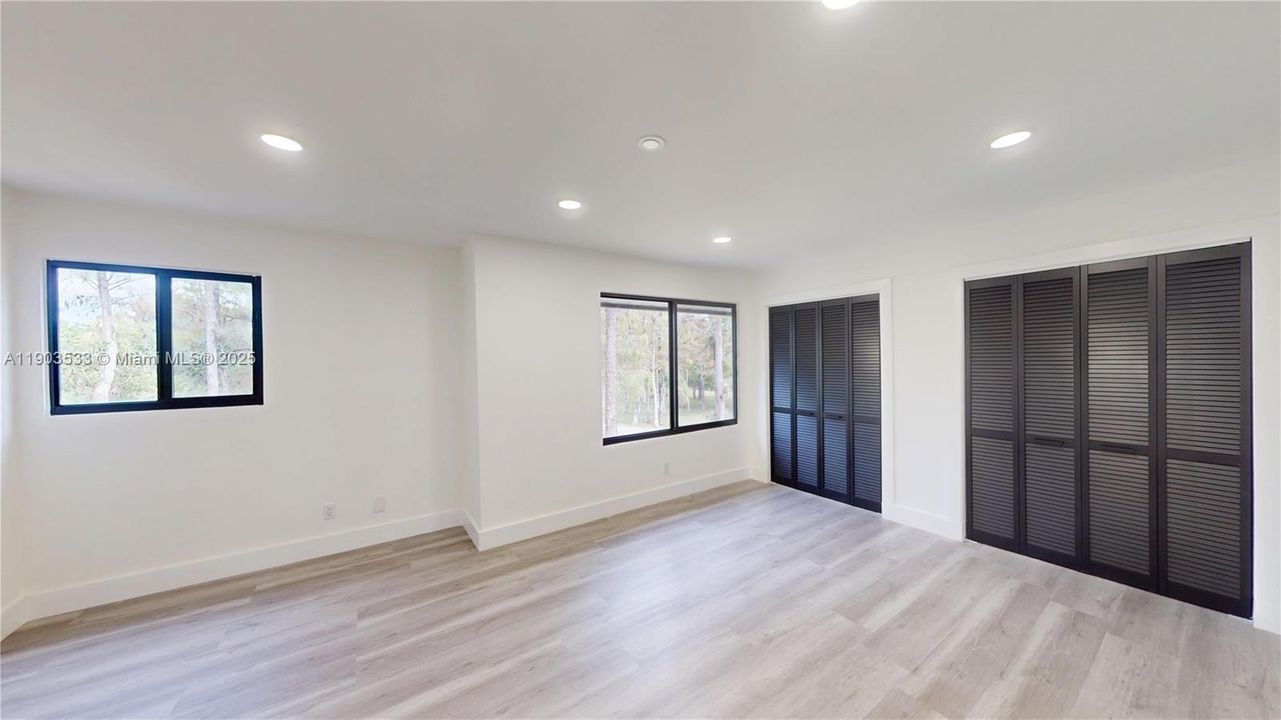 待售: $1,100,000 (5 贝兹, 4 浴室, 3121 平方英尺)