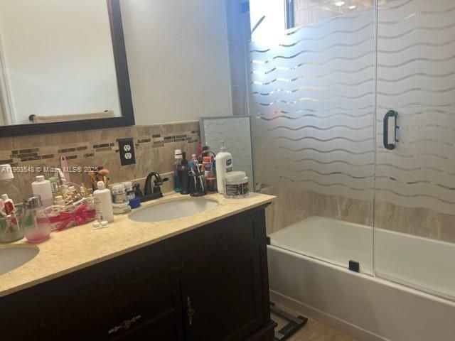 For Rent: $4,300 (4 beds, 2 baths, 2072 Square Feet)