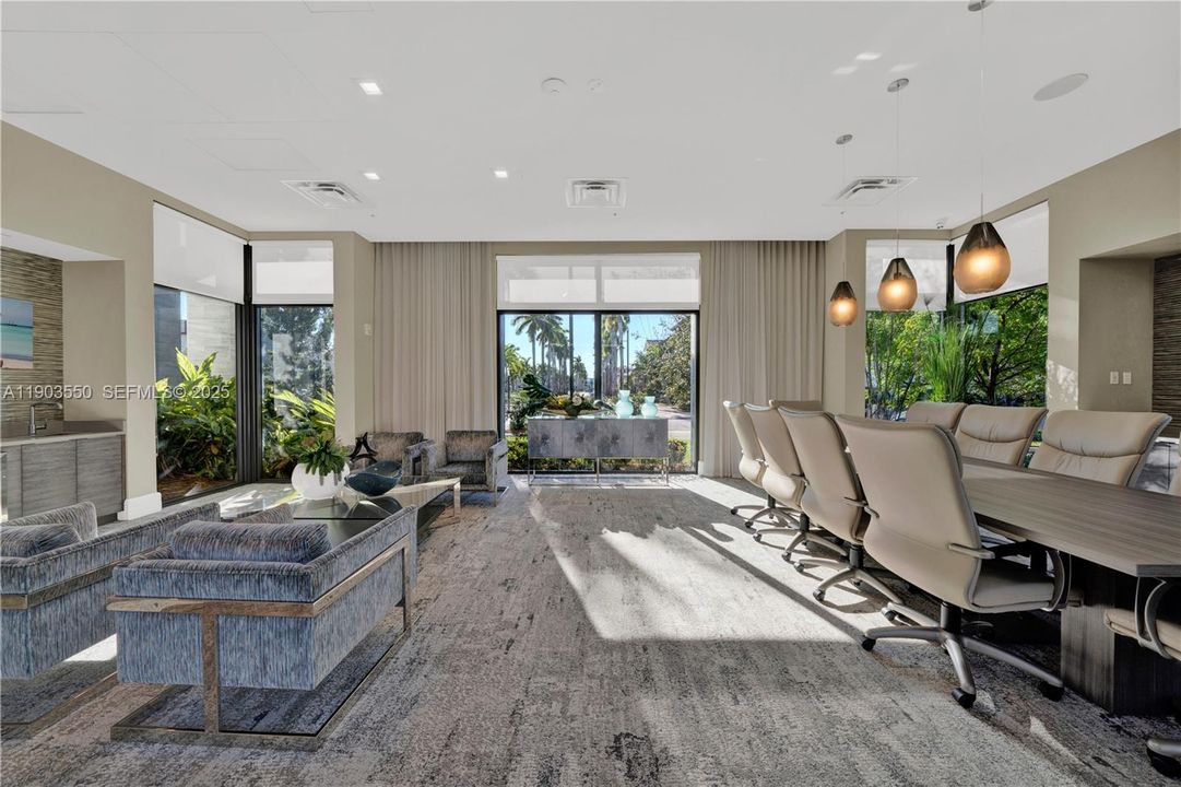 For Sale: $1,139,000 (4 beds, 3 baths, 2890 Square Feet)