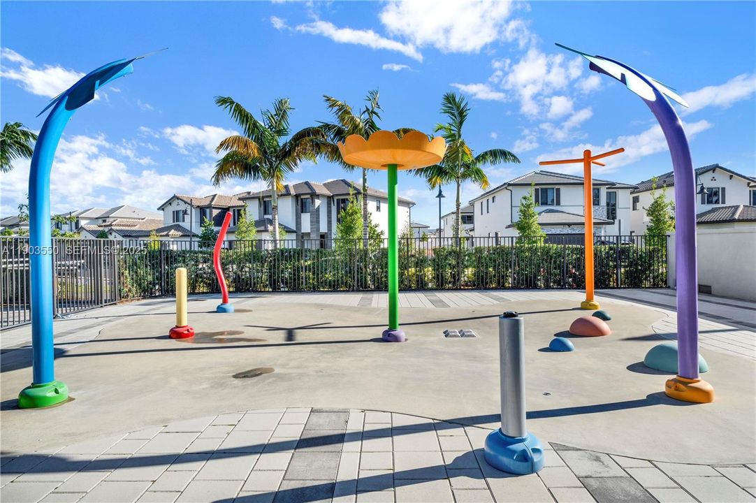 For Sale: $1,139,000 (4 beds, 3 baths, 2890 Square Feet)