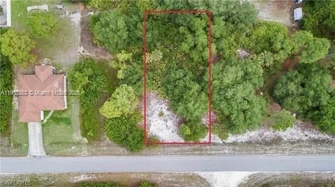 待售: $29,990 (0.25 acres)