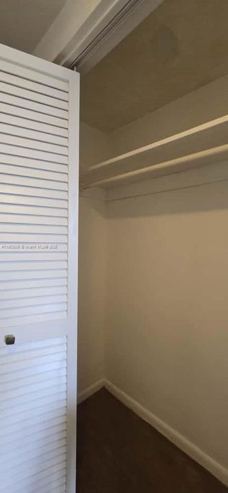 For Sale: $278,000 (0 beds, 1 baths, 680 Square Feet)