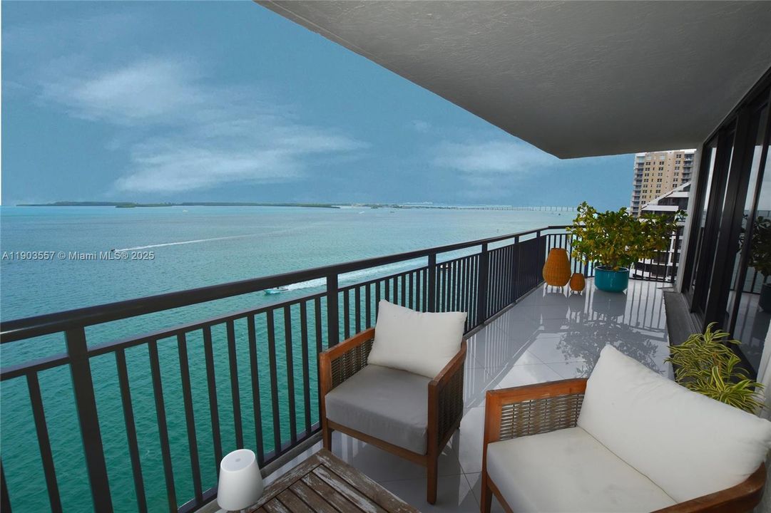 Recently Rented: $5,500 (2 beds, 2 baths, 1200 Square Feet)