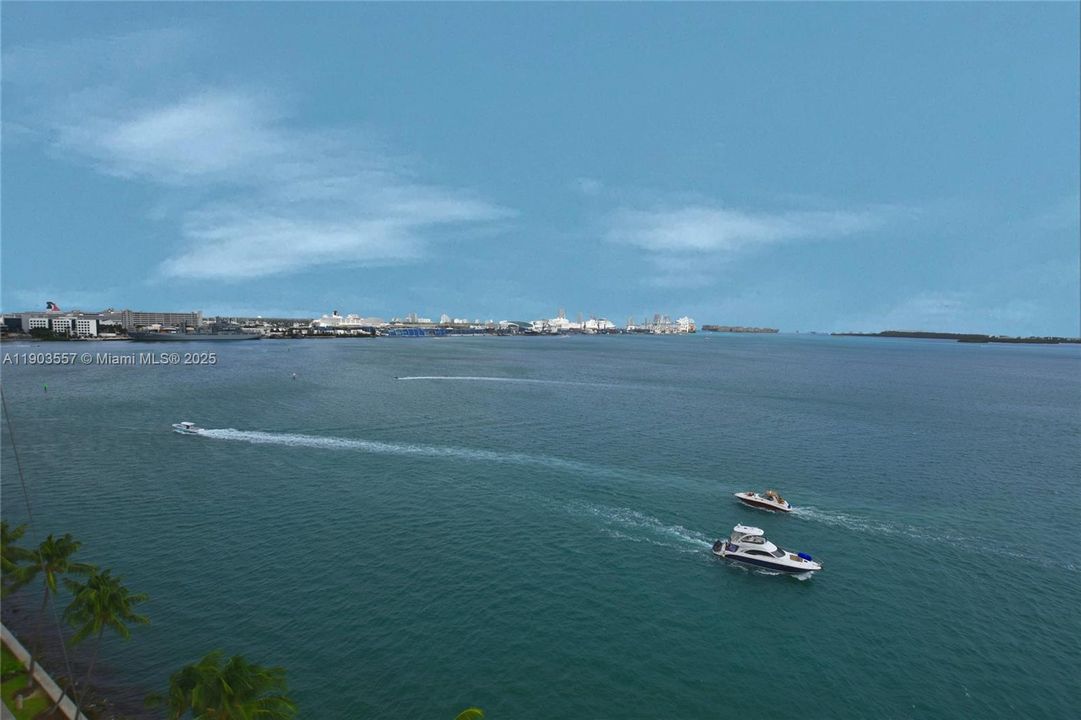 Recently Rented: $5,500 (2 beds, 2 baths, 1200 Square Feet)