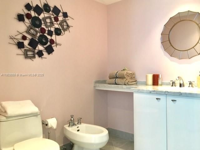 Recently Rented: $12,000 (3 beds, 3 baths, 2480 Square Feet)