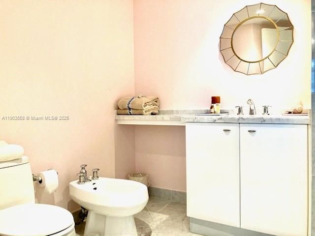 Recently Rented: $12,000 (3 beds, 3 baths, 2480 Square Feet)