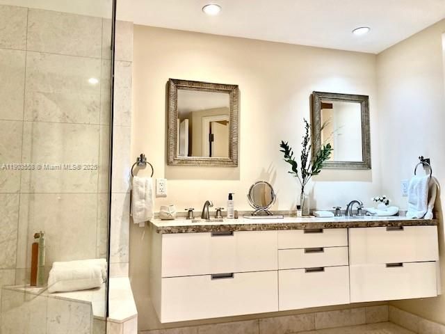 Recently Rented: $12,000 (3 beds, 3 baths, 2480 Square Feet)