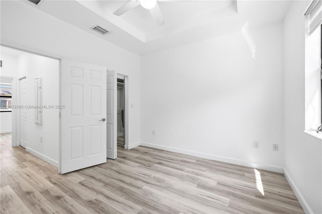 For Rent: $3,200 (3 beds, 3 baths, 1332 Square Feet)