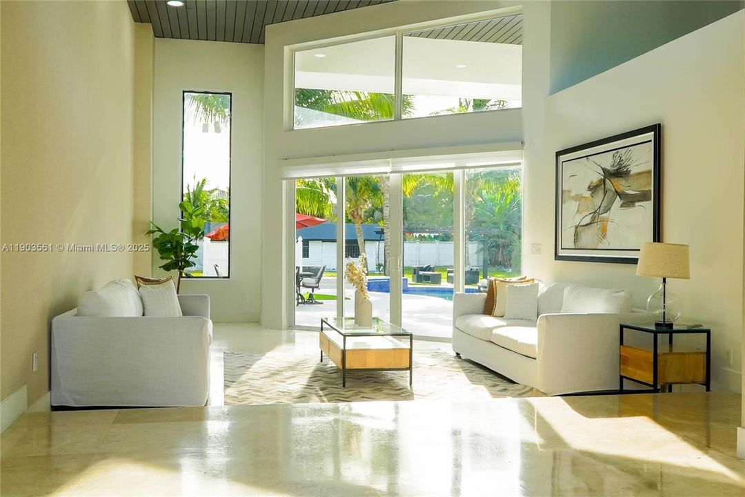 For Sale: $3,750,000 (5 beds, 4 baths, 4462 Square Feet)