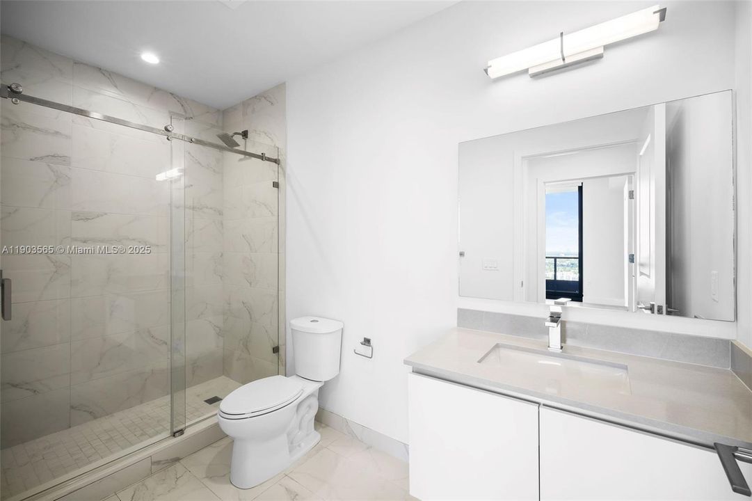 Active With Contract: $3,350 (1 beds, 1 baths, 859 Square Feet)