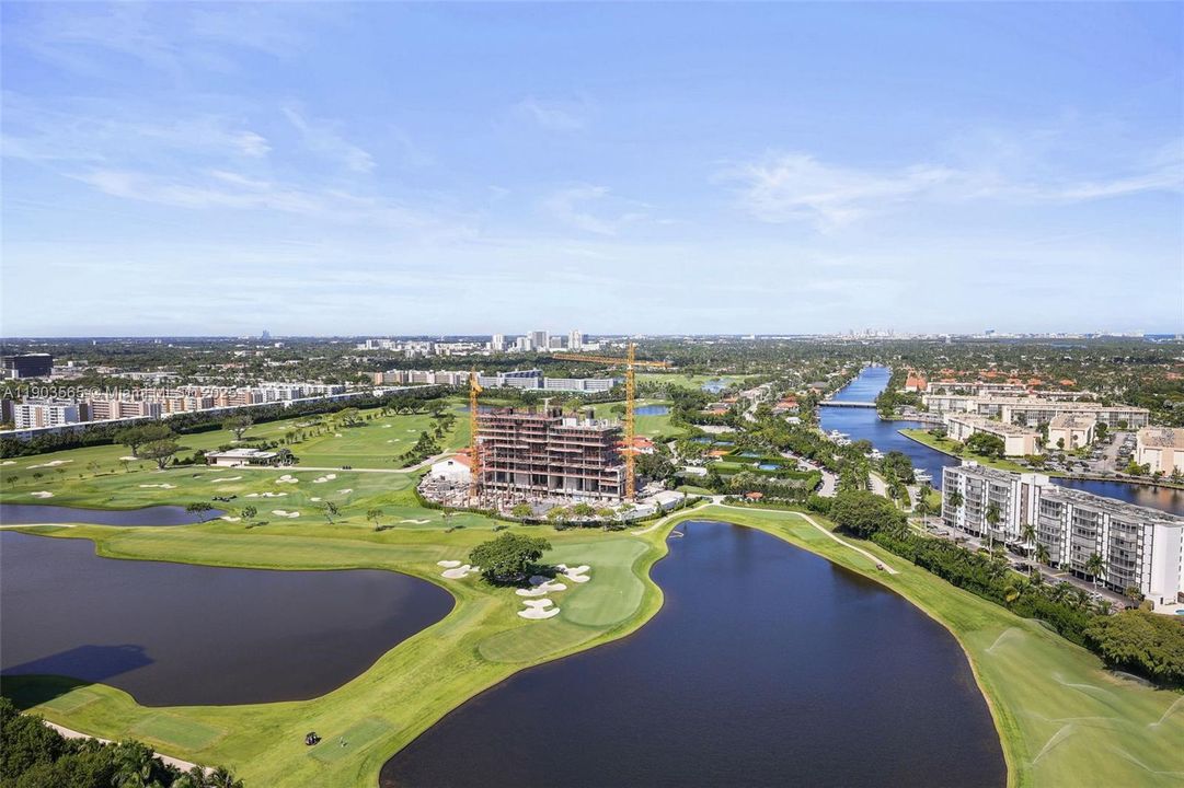 Active With Contract: $3,350 (1 beds, 1 baths, 859 Square Feet)