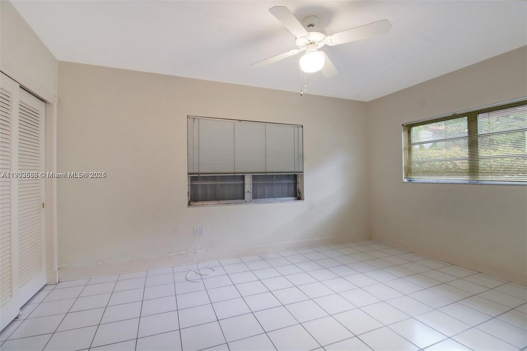 Active With Contract: $845,000 (3 beds, 2 baths, 1470 Square Feet)