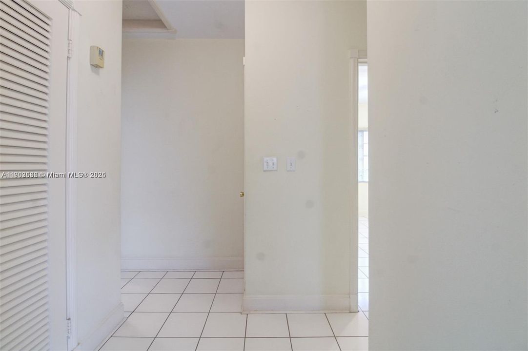 Active With Contract: $845,000 (3 beds, 2 baths, 1470 Square Feet)