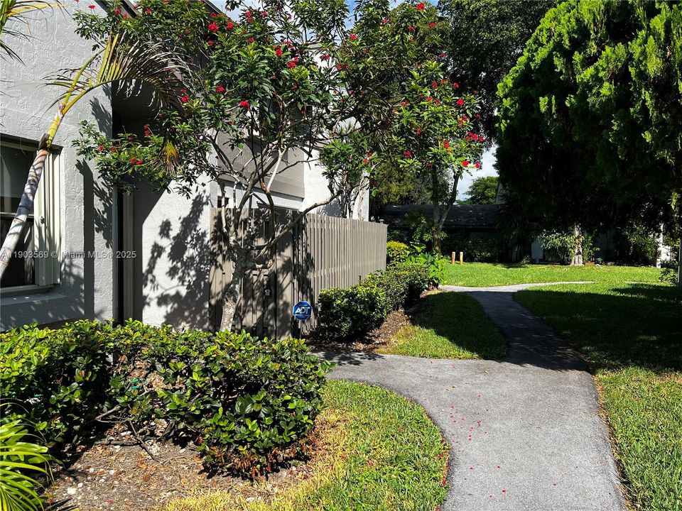 Recently Sold: $469,900 (3 beds, 2 baths, 1480 Square Feet)