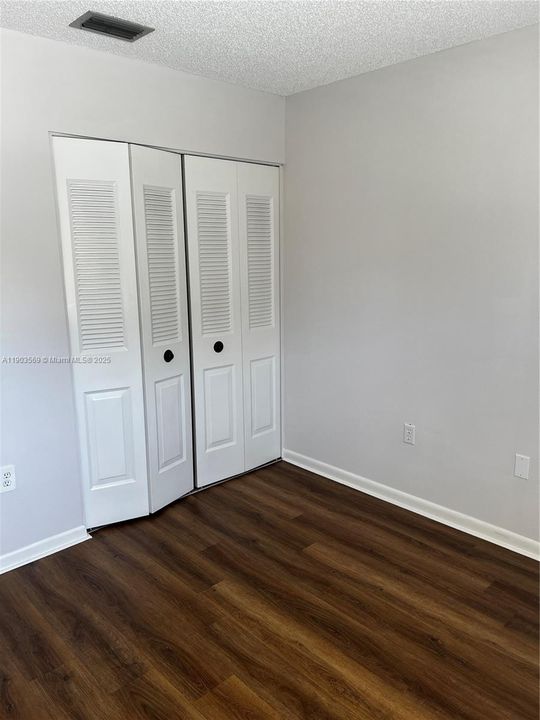 Recently Sold: $469,900 (3 beds, 2 baths, 1480 Square Feet)