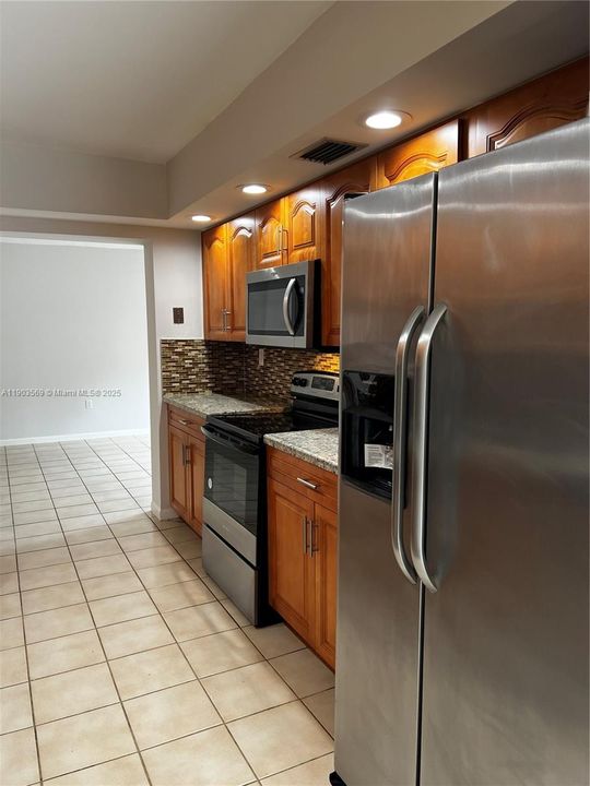 Recently Sold: $469,900 (3 beds, 2 baths, 1480 Square Feet)