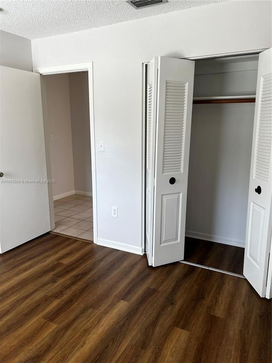 Recently Sold: $469,900 (3 beds, 2 baths, 1480 Square Feet)