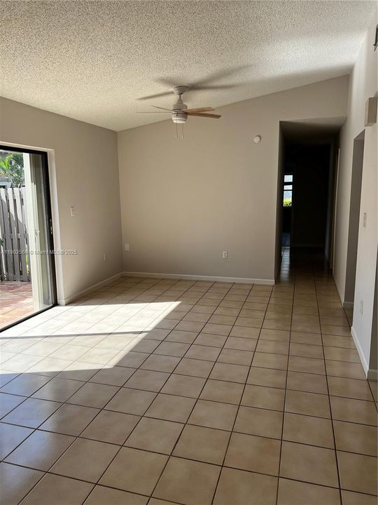 Recently Sold: $469,900 (3 beds, 2 baths, 1480 Square Feet)