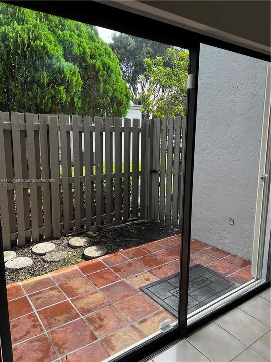 Recently Sold: $469,900 (3 beds, 2 baths, 1480 Square Feet)