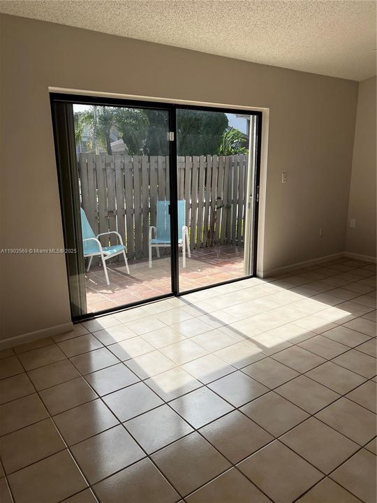 Recently Sold: $469,900 (3 beds, 2 baths, 1480 Square Feet)