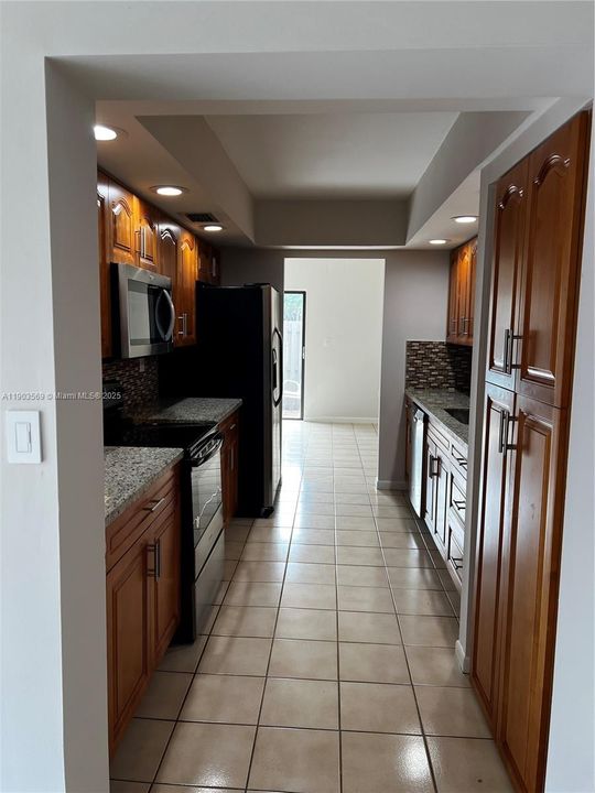 Recently Sold: $469,900 (3 beds, 2 baths, 1480 Square Feet)