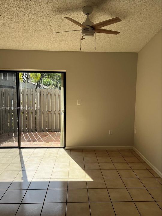 Recently Sold: $469,900 (3 beds, 2 baths, 1480 Square Feet)