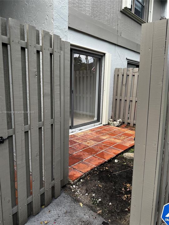 Recently Sold: $469,900 (3 beds, 2 baths, 1480 Square Feet)