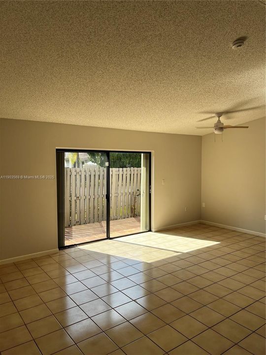 Recently Sold: $469,900 (3 beds, 2 baths, 1480 Square Feet)