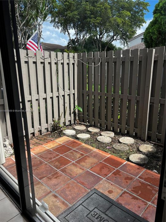 Recently Sold: $469,900 (3 beds, 2 baths, 1480 Square Feet)