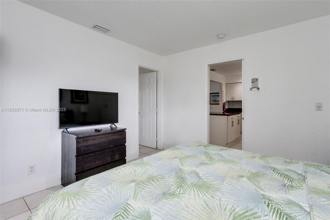 For Rent: $5,000 (4 beds, 3 baths, 1573 Square Feet)