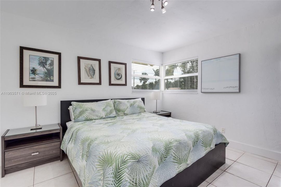 For Rent: $5,000 (4 beds, 3 baths, 1573 Square Feet)