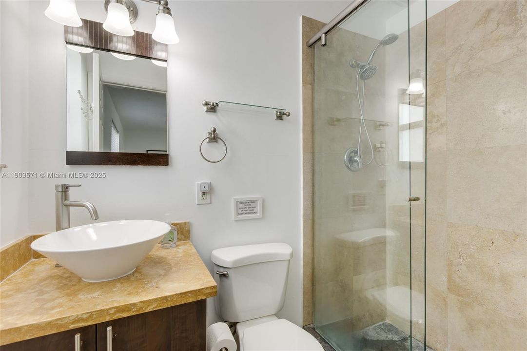 For Rent: $5,000 (4 beds, 3 baths, 1573 Square Feet)