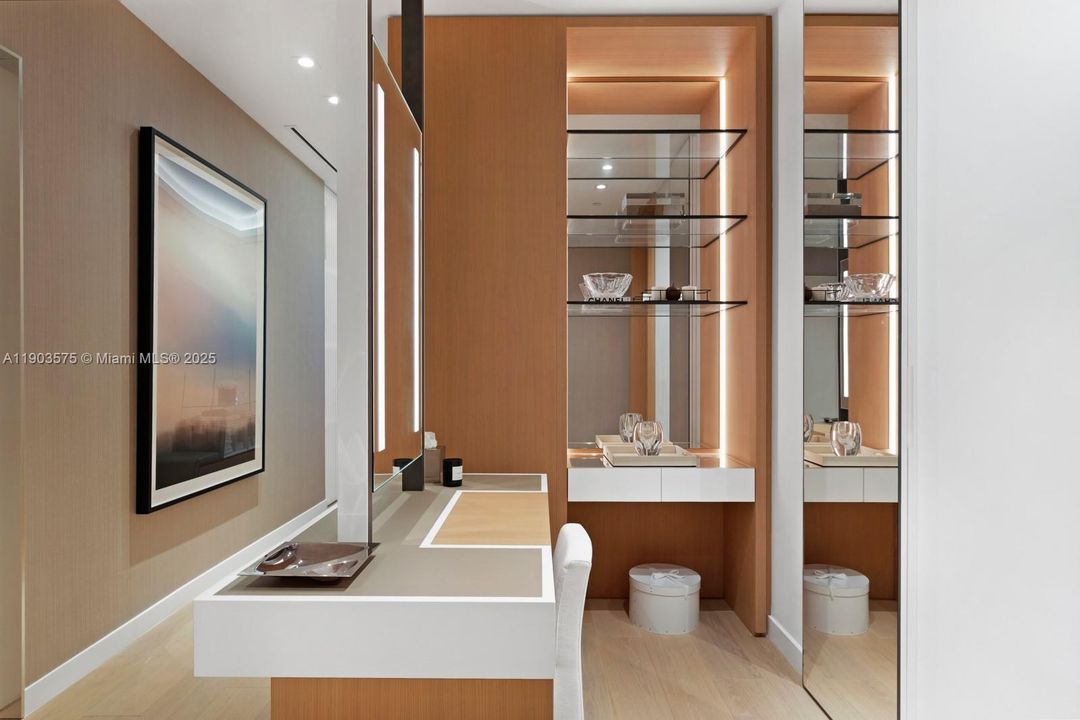 For Sale: $24,500,000 (5 beds, 5 baths, 4589 Square Feet)