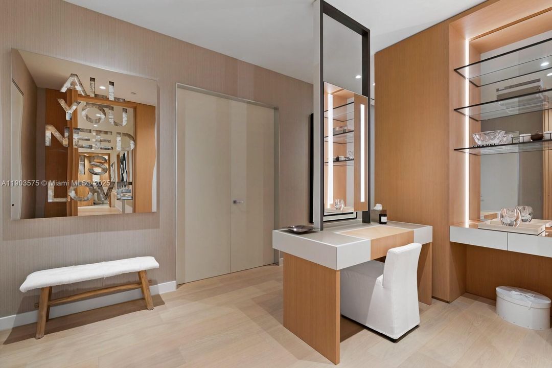 For Sale: $24,500,000 (5 beds, 5 baths, 4589 Square Feet)