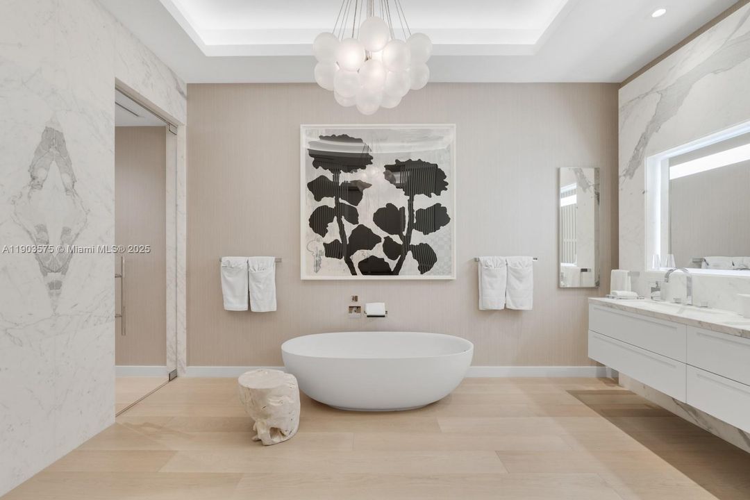 For Sale: $24,500,000 (5 beds, 5 baths, 4589 Square Feet)