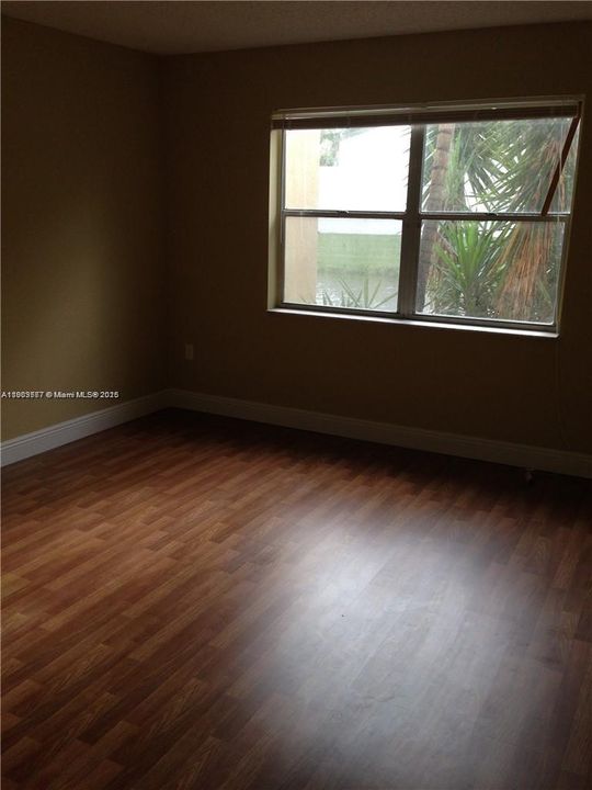 For Rent: $1,850 (2 beds, 2 baths, 1252 Square Feet)