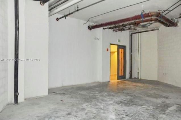 В аренду: $5,000 (0 спален, 0 ванн, 0 Квадратных фут)