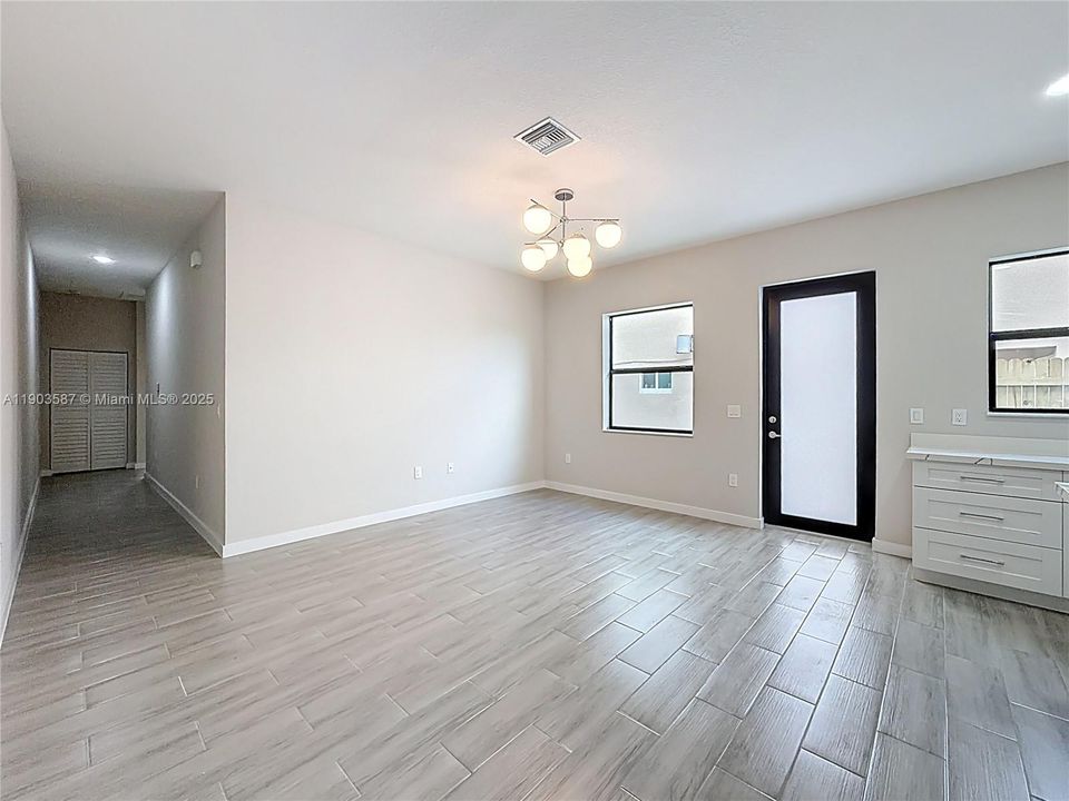 For Rent: $3,150 (3 beds, 2 baths, 0 Square Feet)