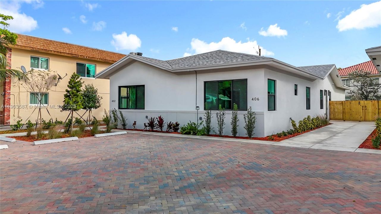 For Rent: $3,150 (3 beds, 2 baths, 0 Square Feet)