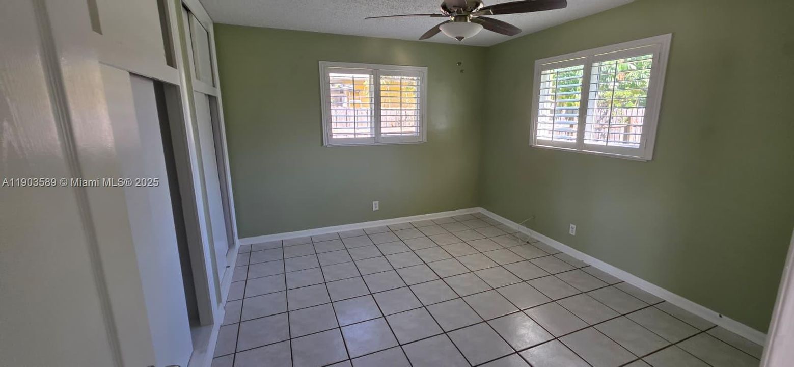 最近租的: $2,250 (2 贝兹, 1 浴室, 960 平方英尺)