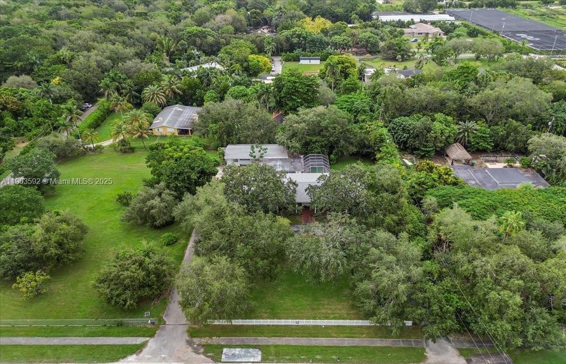 For Sale: $1,150,000 (4 beds, 4 baths, 4230 Square Feet)