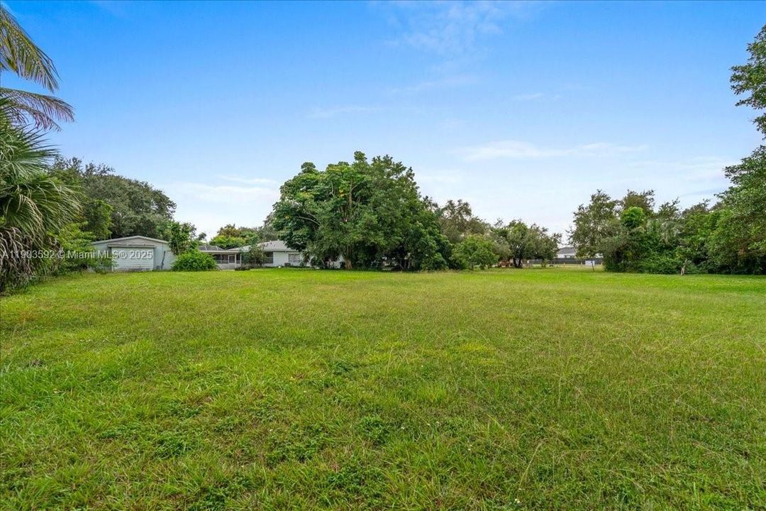 For Sale: $1,150,000 (4 beds, 4 baths, 4230 Square Feet)