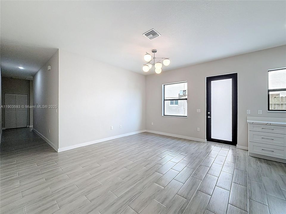 For Rent: $3,150 (3 beds, 2 baths, 0 Square Feet)