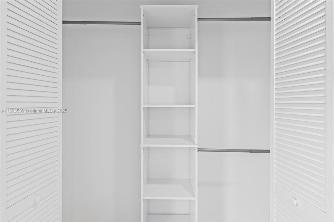 Active With Contract: $329,000 (3 beds, 2 baths, 1562 Square Feet)